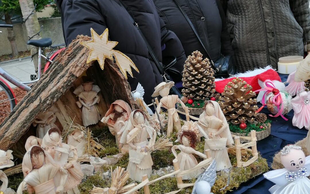 I ove godine s ponosom predstavili štand s radovima naših talentiranih članica