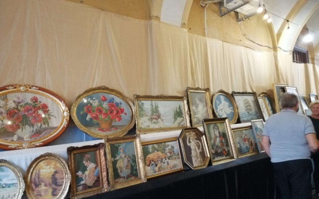 MUMŽ i ove godine sudjelovao na Porcijunkolovom sa izložbom  goblena